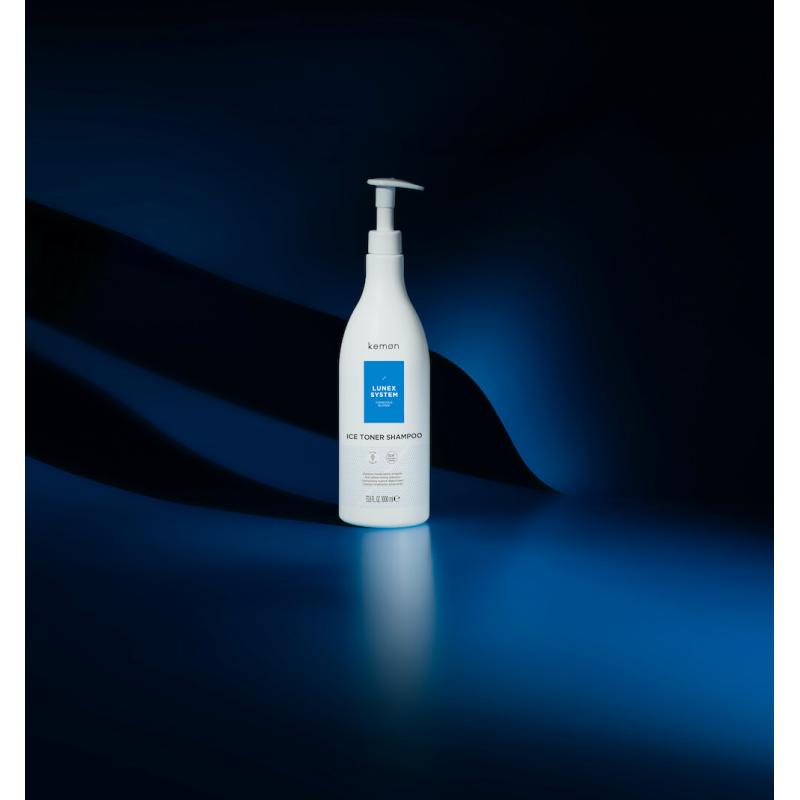 Lunex Ice Toner Shampoo 1000 ml dosatore ambientata.jpg